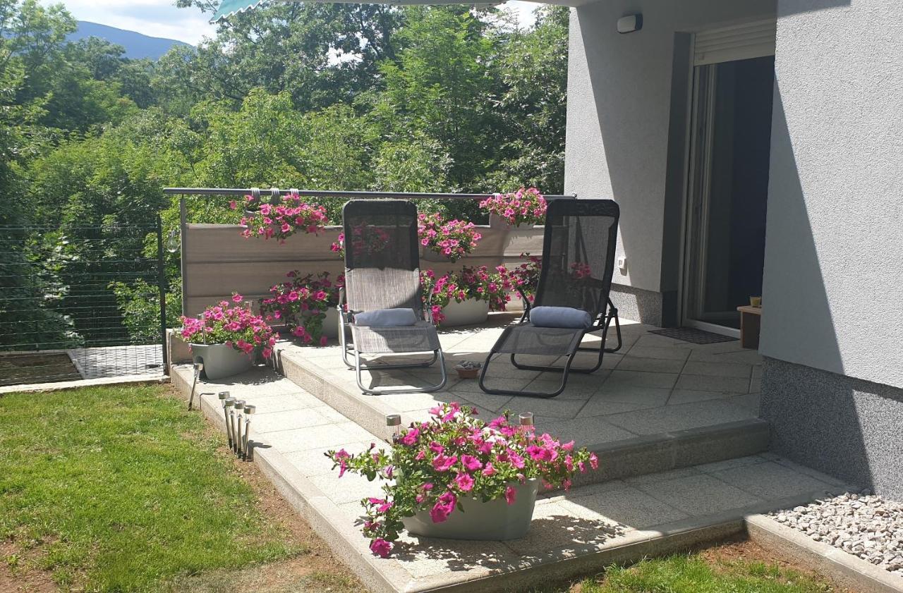 Birdsong Getaway Apartment Jurdani Exterior photo